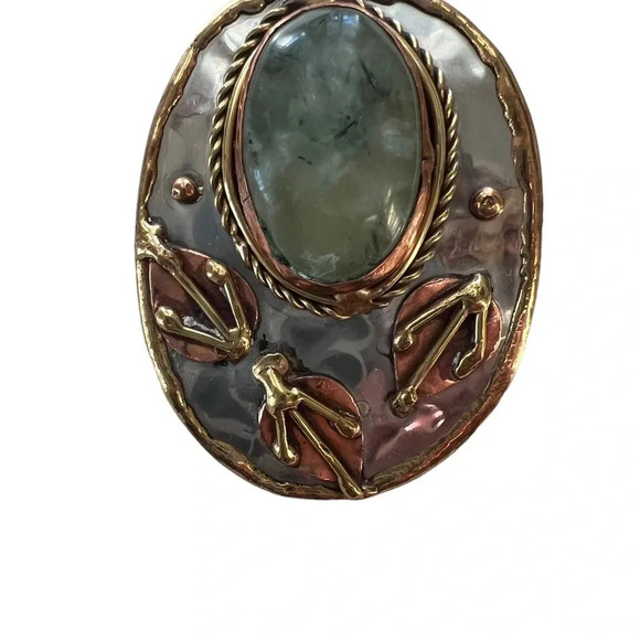 Tri-color Metal Key West Artist Pendant On Chain - Picture 3 of 6